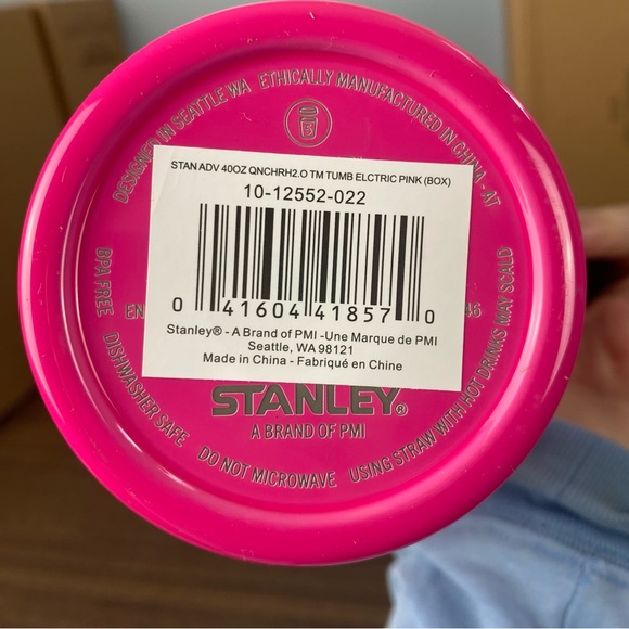 Stanley 40 Oz Quencher  FlowState Tumbler Neon Pink/ Electric Pink Brand New - Picture 5 of 5